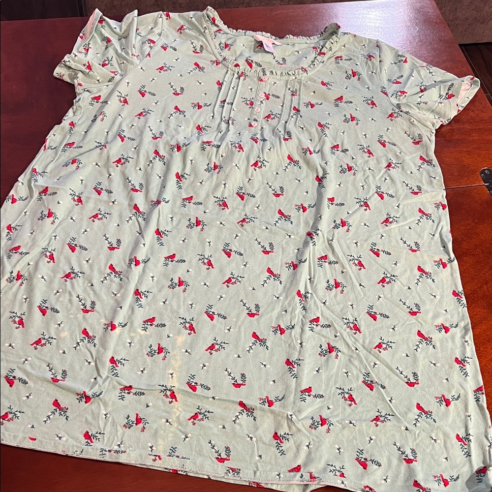 Adonna women’s green and Red cardinal printed sleep dress pajama nightgown